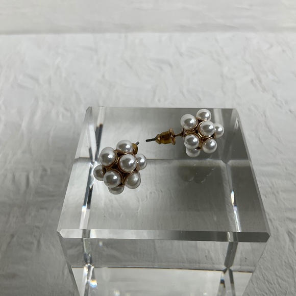 Faux Pearl Cluster Earrings Pierced Dainty Petite - Picture 5 of 6